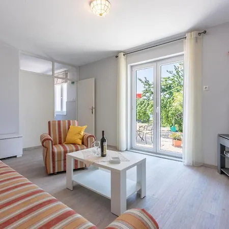 House Milenka Hébergement de vacances Banjol